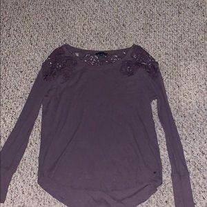 purple american eagle flower patterned shirt